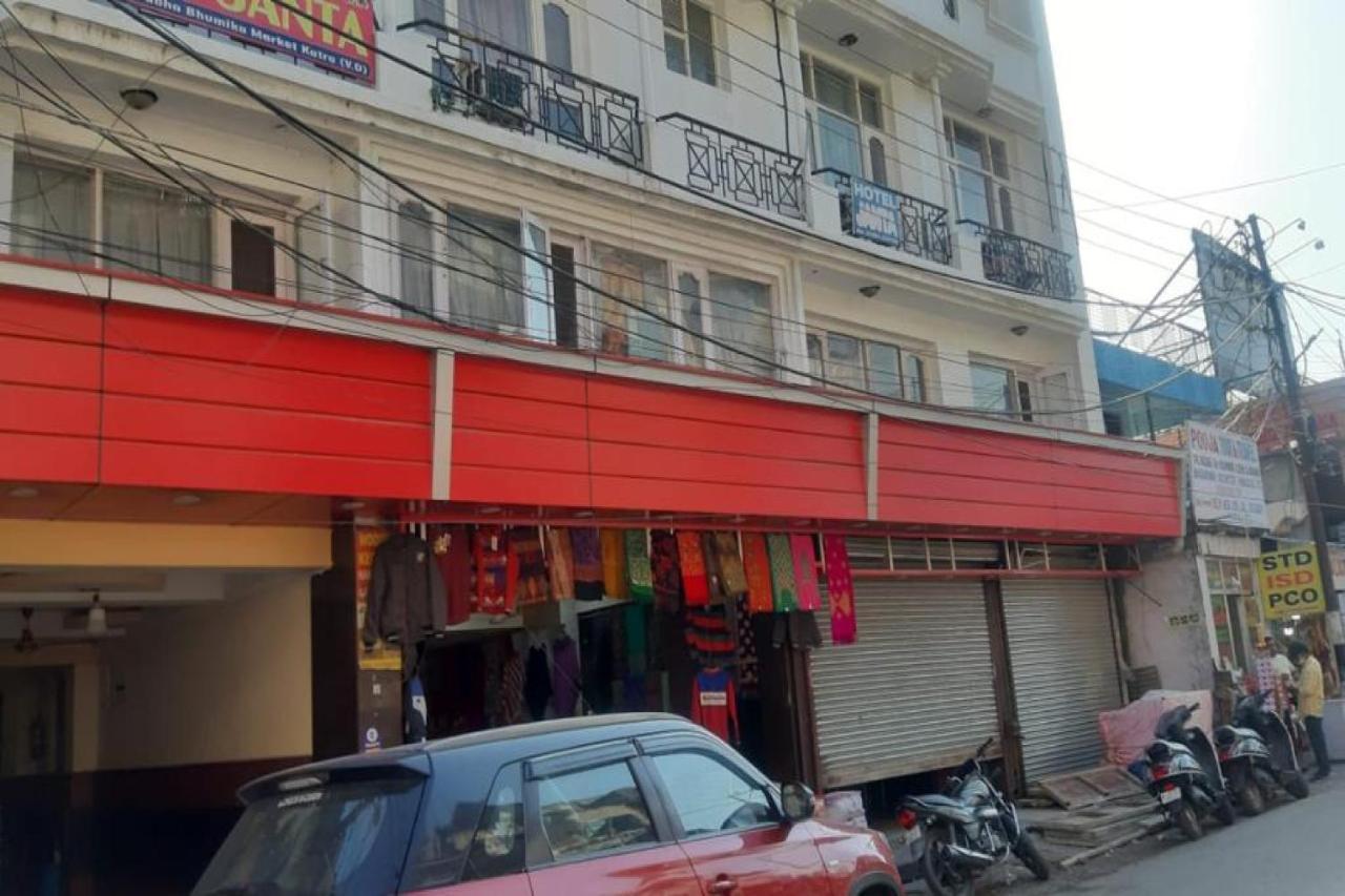 Oyo 81211 Hotel Janta Катра Экстерьер фото